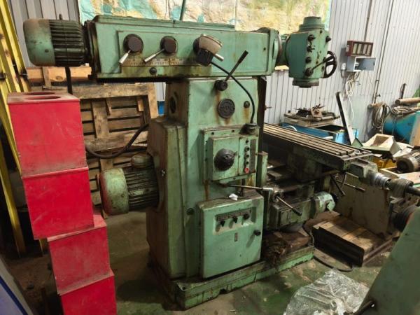 Широкоуниверсальный фрезерный 6Р82Ш — фото 2